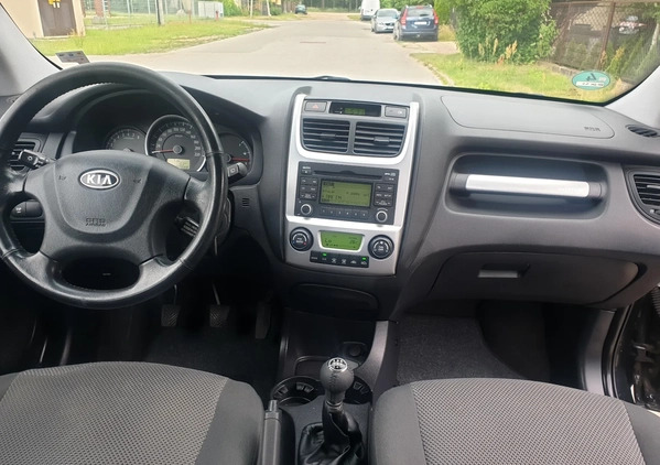 Kia Sportage cena 29000 przebieg: 187000, rok produkcji 2010 z Garwolin małe 301